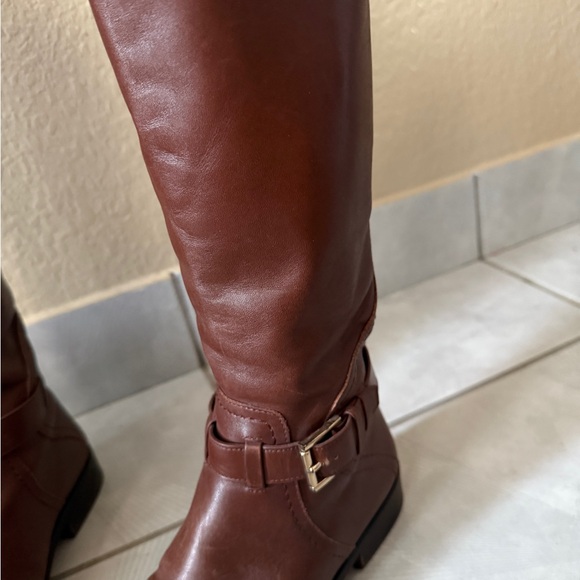 Tory Burch Women's Tall Brown Leather Boots, Size 6.5M - Picture 8 of 14